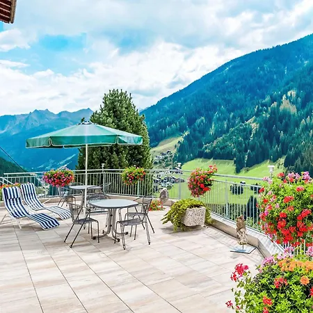 Romantica - Kpl214 By Interhome *
